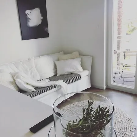 Lägenhet Mypalmassuite With Free Parking In